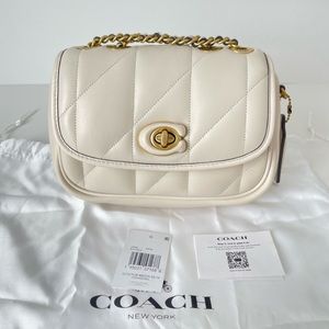 COACH PILLOW MADISON 18